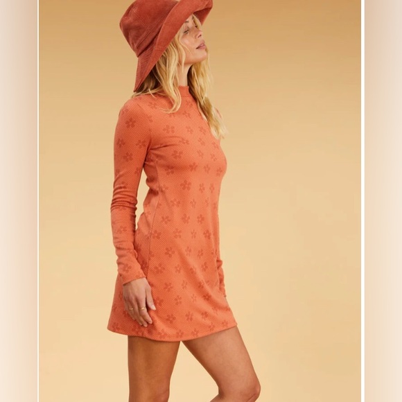 Billabong x Salty Blonde Bodycon Dress - Picture 6 of 14